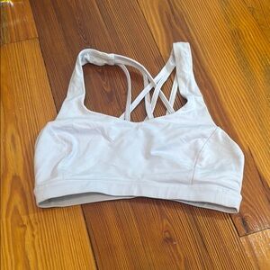 Lululemon Light Purple Strappy Sports Bra Medium Support
